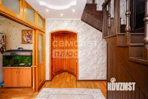 Коттедж 209м², 2-этажный, участок 8 сот.  