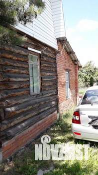 Дом 65м&sup2;, 2-этажный, участок 6 сот.  