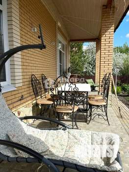 Дом 173м², 2-этажный, участок 6 сот.  