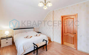 Дом 244м², 3-этажный, участок 10 сот.  