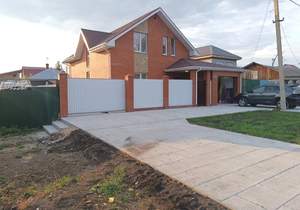 Дом 188м&sup2;, 2-этажный, участок 4 сот.  