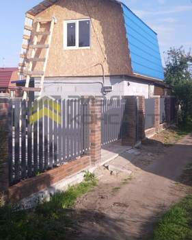 Дом 48м², 2-этажный, участок 8 сот.  
