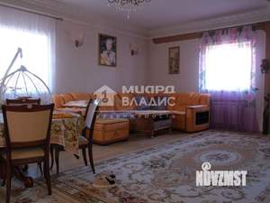 Дом 304м², 2-этажный, участок 8 сот.  