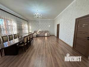 Дом 335м², 2-этажный, участок 5 сот.  