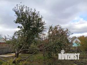 Дом 32м&sup2;, 2-этажный, участок 5 сот.  