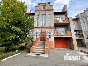 Коттедж 433м², 3-этажный, участок 11 сот.  