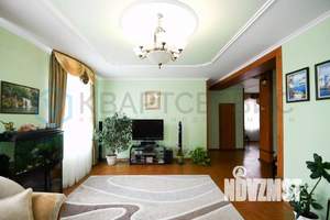 Коттедж 338м&sup2;, 3-этажный, участок 10 сот.  