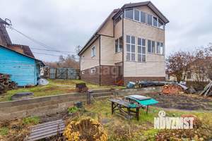 Дом 209м², 3-этажный, участок 10 сот.  