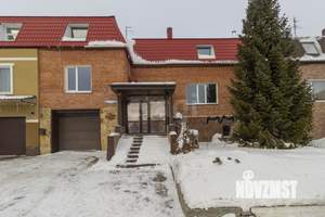 Таунхаус 314м&sup2;, 2-этажный, участок 10 сот.  