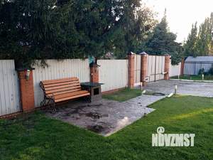 Коттедж 320м², 3-этажный, участок 8 сот.  