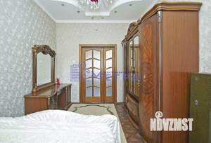 Дом 230м², 2-этажный, участок 6 сот.  