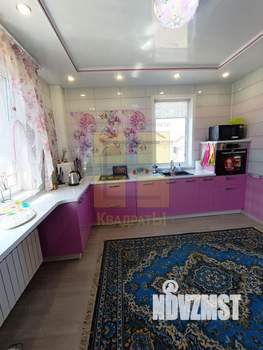 Дом 242м&sup2;, 3-этажный, участок 5 сот.  