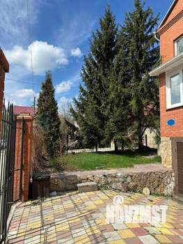Коттедж 305м², 3-этажный, участок 4 сот.  