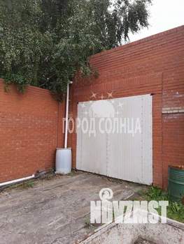 Коттедж 246м&sup2;, 3-этажный, участок 10 сот.  