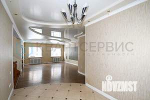 Коттедж 305м², 3-этажный, участок 4 сот.  