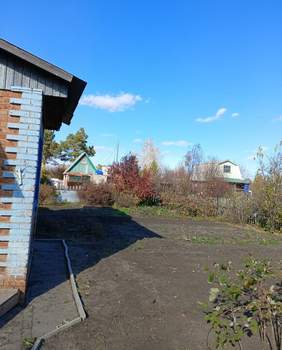 Дом 30м&sup2;, 2-этажный, участок 5 сот.  