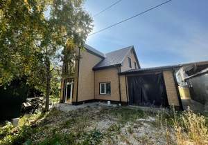 Дом 173м&sup2;, 2-этажный, участок 5 сот.  