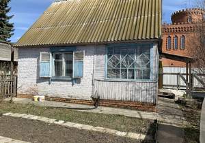 Дом 0м², 2-этажный, участок 4 сот.  