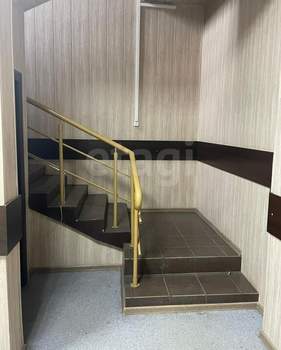 Дом 748м&sup2;, 2-этажный, участок 10 сот.  