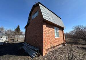 Дом 33м&sup2;, 2-этажный, участок 12 сот.  