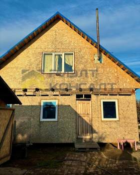 Дом 157м&sup2;, 2-этажный, участок 8 сот.  