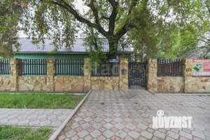 Дом 90м², 2-этажный, участок 10 сот.  