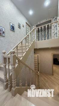Коттедж 180м², 2-этажный, участок 8 сот.  