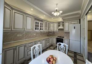 Дом 220м², 2-этажный, участок 5 сот.  