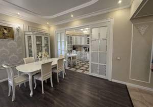 Дом 220м², 2-этажный, участок 5 сот.  