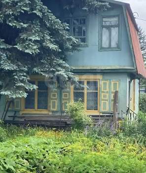 Дом 70м&sup2;, 2-этажный, участок 6 сот.  