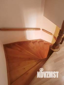 Коттедж 320м², 3-этажный, участок 8 сот.  