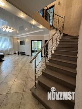 Коттедж 210м², 2-этажный, участок 8 сот.  