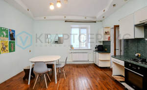 Дом 403м², 2-этажный, участок 18 сот.  