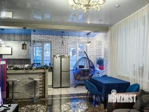 Коттедж 200м², 2-этажный, участок 6 сот.  