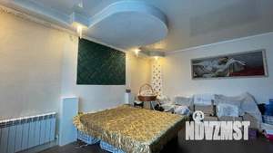 Коттедж 504м&sup2;, 3-этажный, участок 6 сот.  