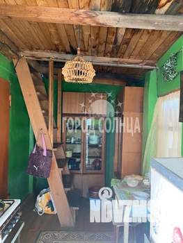 Дом 37м&sup2;, 2-этажный, участок 10 сот.  