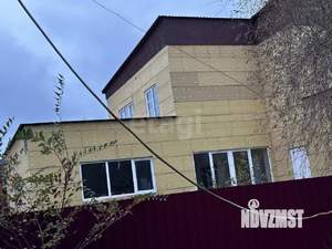 Дом 270м², 2-этажный, участок 10 сот.  