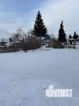 Дом 40м&sup2;, 2-этажный, участок 5 сот.  