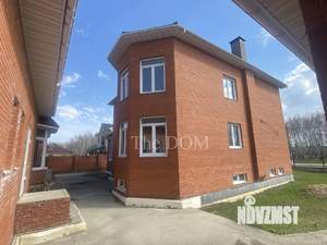 Коттедж 727м&sup2;, 3-этажный, участок 11 сот.  