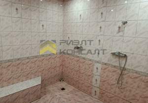 Дом 472м&sup2;, 2-этажный, участок 7 сот.  