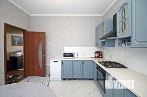 Дом 208м&sup2;, 2-этажный, участок 6 сот.  