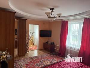 Дом 49м&sup2;, 2-этажный, участок 2 сот.  