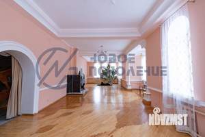 Коттедж 588м², 2-этажный, участок 18 сот.  