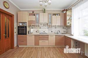 Дом 268м², 2-этажный, участок 15 сот.  