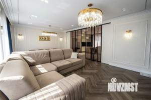 Дом 160м&sup2;, 2-этажный, участок 4 сот.  