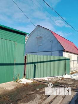 Дом 100м&sup2;, 2-этажный, участок 6 сот.  