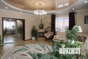 Дом 323м&sup2;, 3-этажный, участок 9 сот.  