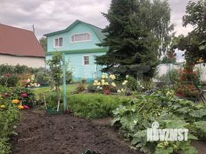 Дом 50м², 2-этажный, участок 6 сот.  
