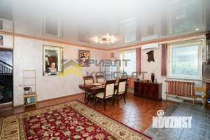 Коттедж 326м², 2-этажный, участок 7 сот.  