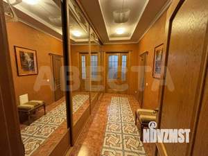 Коттедж 302м&sup2;, 3-этажный, участок 20 сот.  